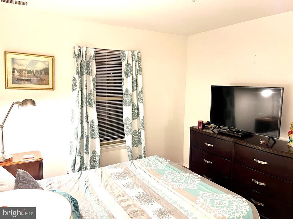 WILLOW WOOD - Residential