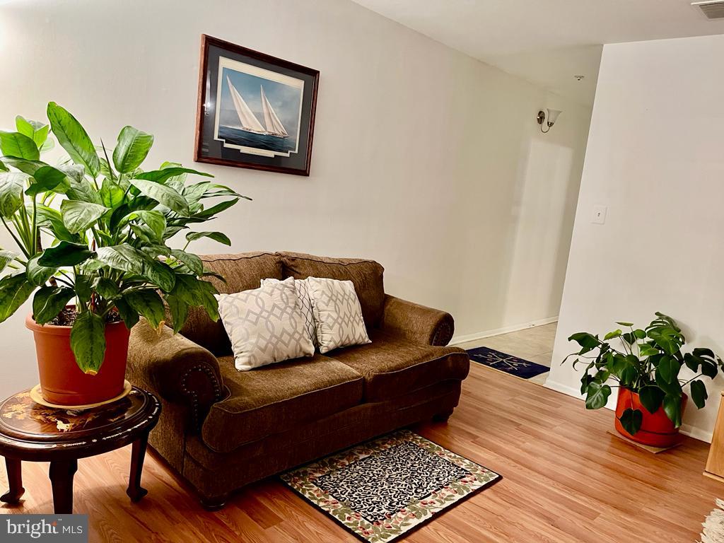 WILLOW WOOD - Residential