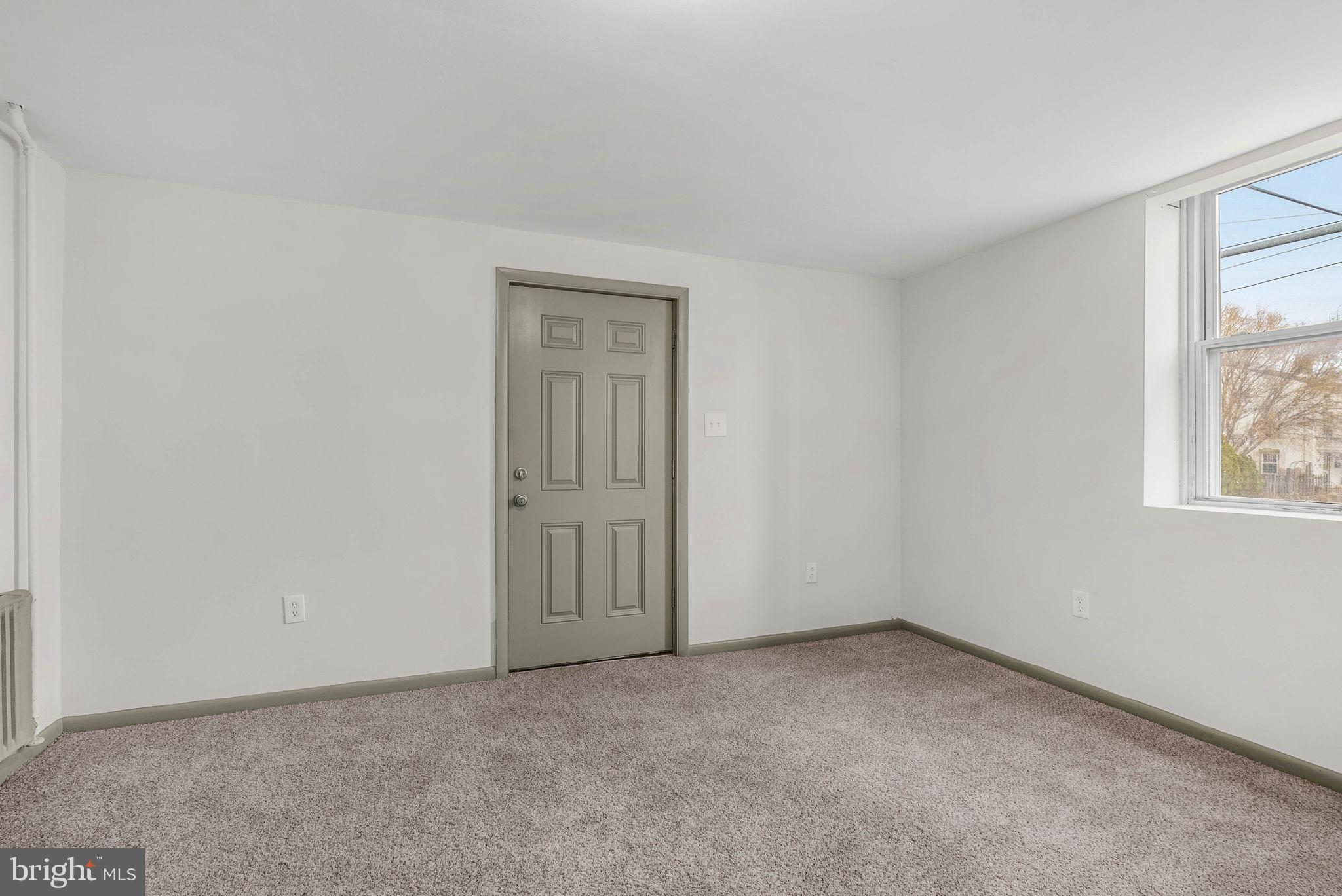 CLIFTON HEIGHTS - Residential