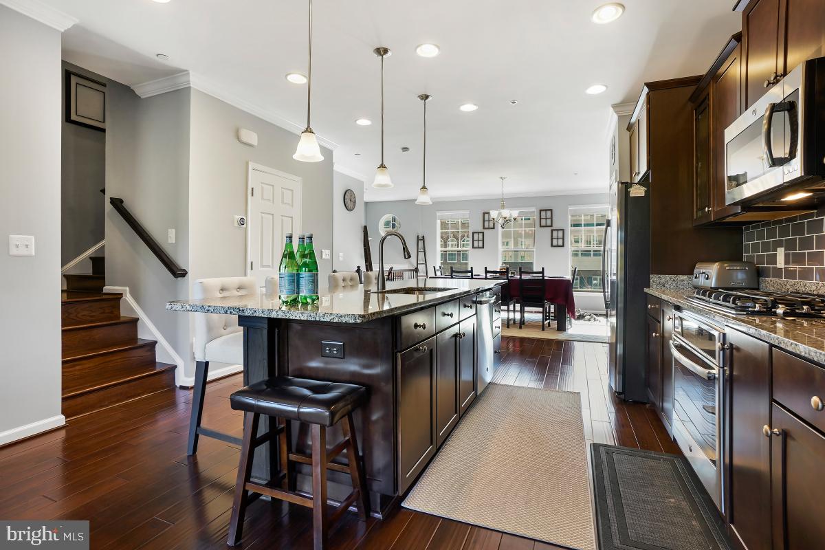 SILVER SPRING - Residential