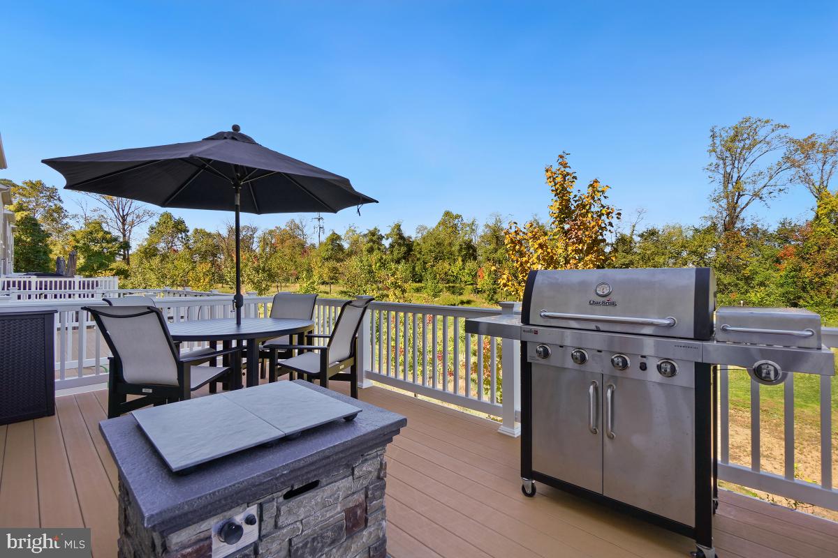 SILVER SPRING - Residential