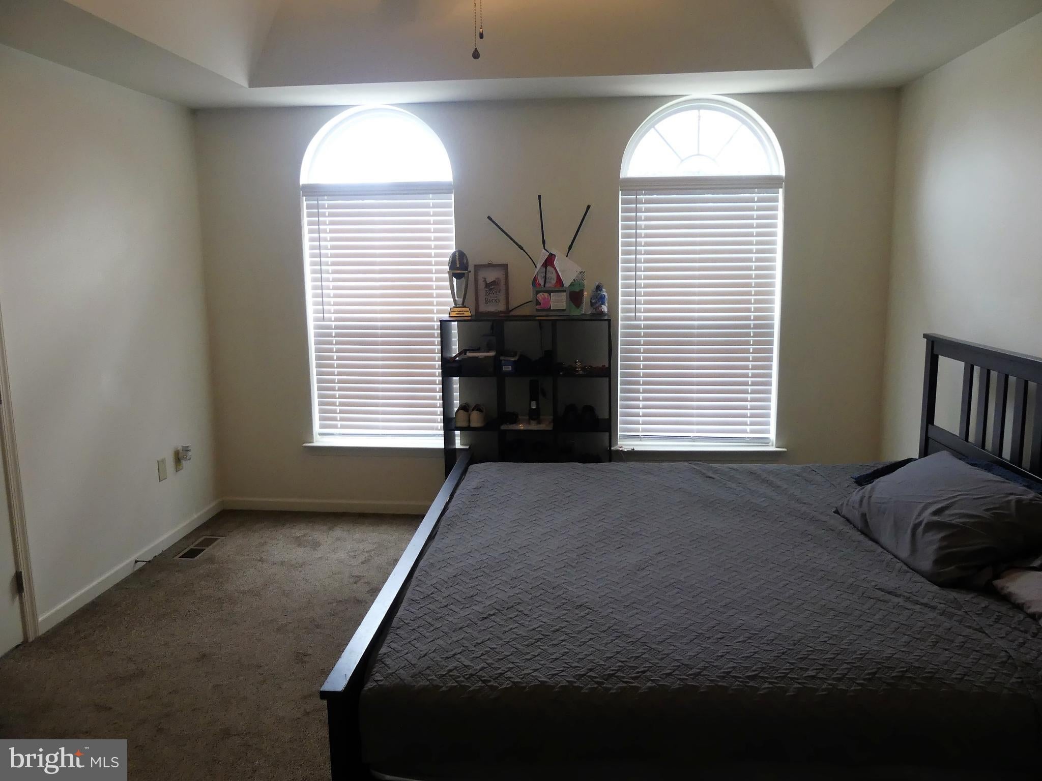 2124 HANFORD WAY