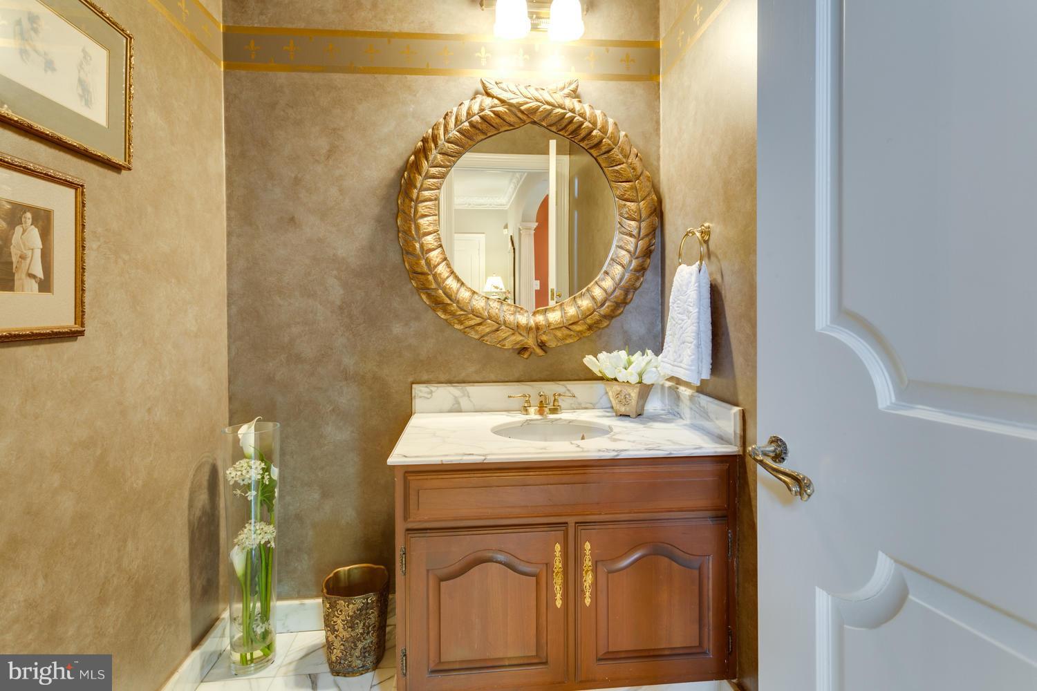 WOODHAVEN - Residential