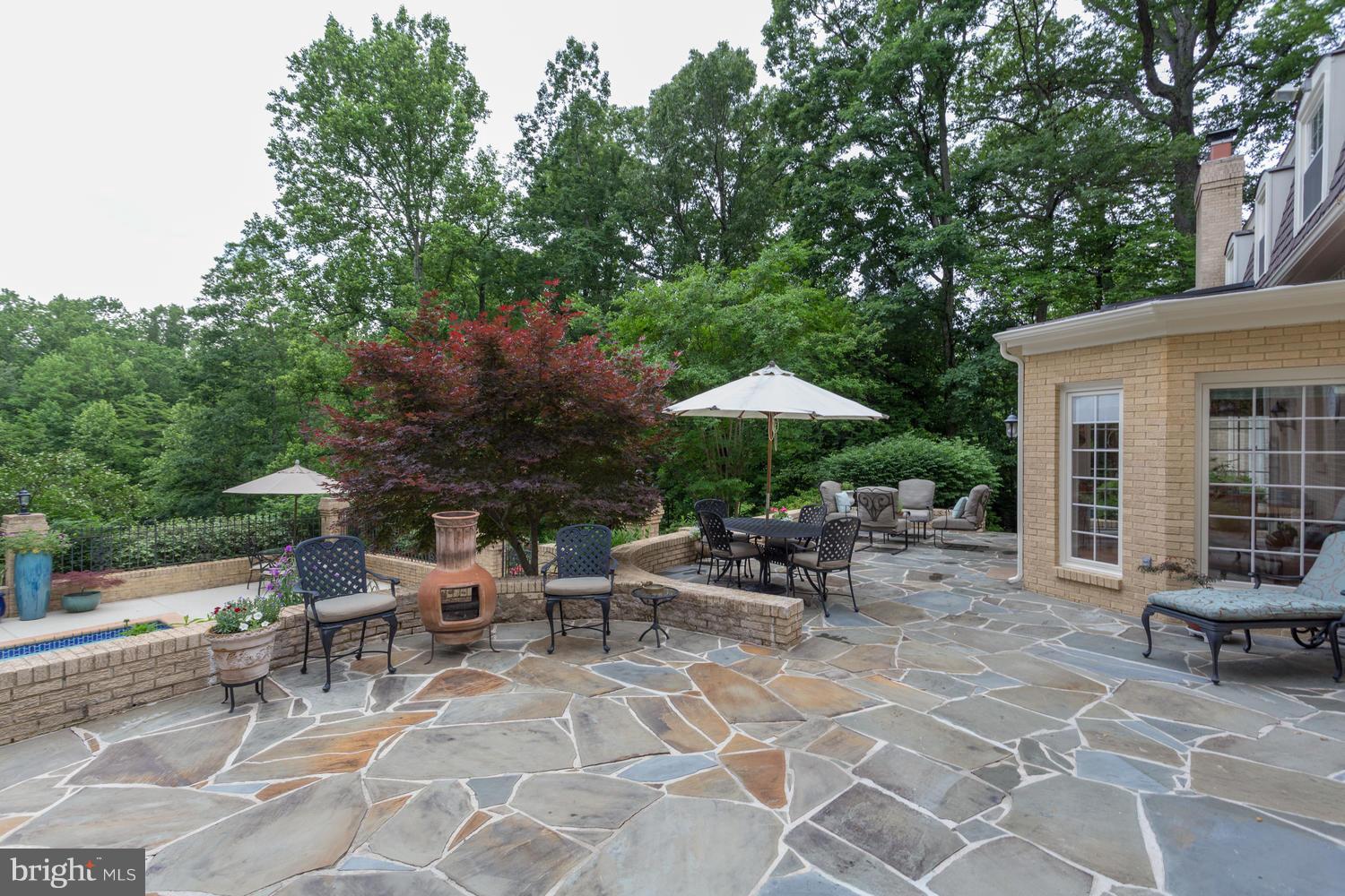 WOODHAVEN - Residential