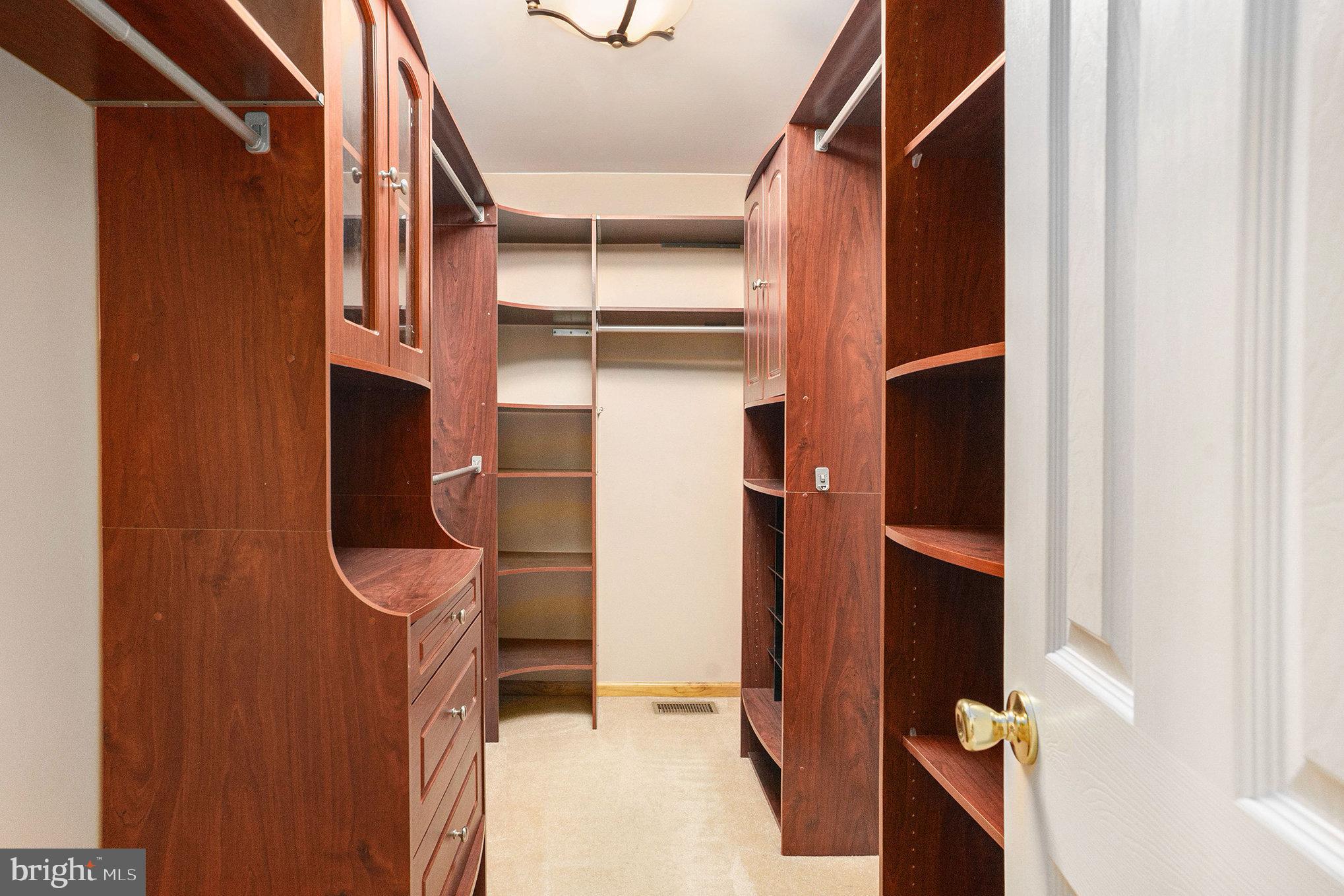 KINGSWOOD ESTS - Residential