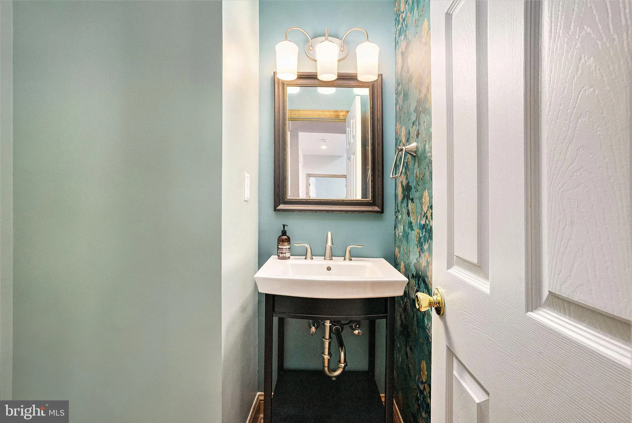 Ambler, Pennsylvania 19002, United States, 4 Bedrooms Bedrooms, ,3 BathroomsBathrooms,Residential,Coming Soon,89661