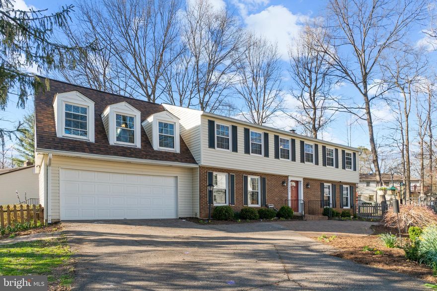So much space in this 4300 square foot single-family home on a 1/3 acre lot with a flat backyard. 5 bedrooms & 4 full baths . Optional 6th main floor bedroom or fantastic home office.  Four season room. New carpet in owners suite and sunroom.  Roof, siding & HVAC were replaced in 2019 so all the big-ticket items done. Located in award-winning Montclair with resort-style living around a 109 Acre Lake, 3 beaches, Country Club with 18-hole golf course (memberships available), tot lots, playgrounds, parks, and an active events calendar! **Minutes to shopping, dining, recreation, and neighborhood schools are just around the corner. Easy access to I-95, Virginia Railway Express, and all commuter routes.
