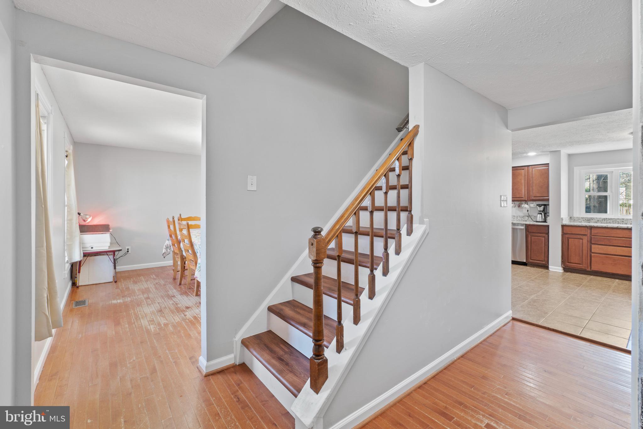 COUNTRY CLUB - Residential