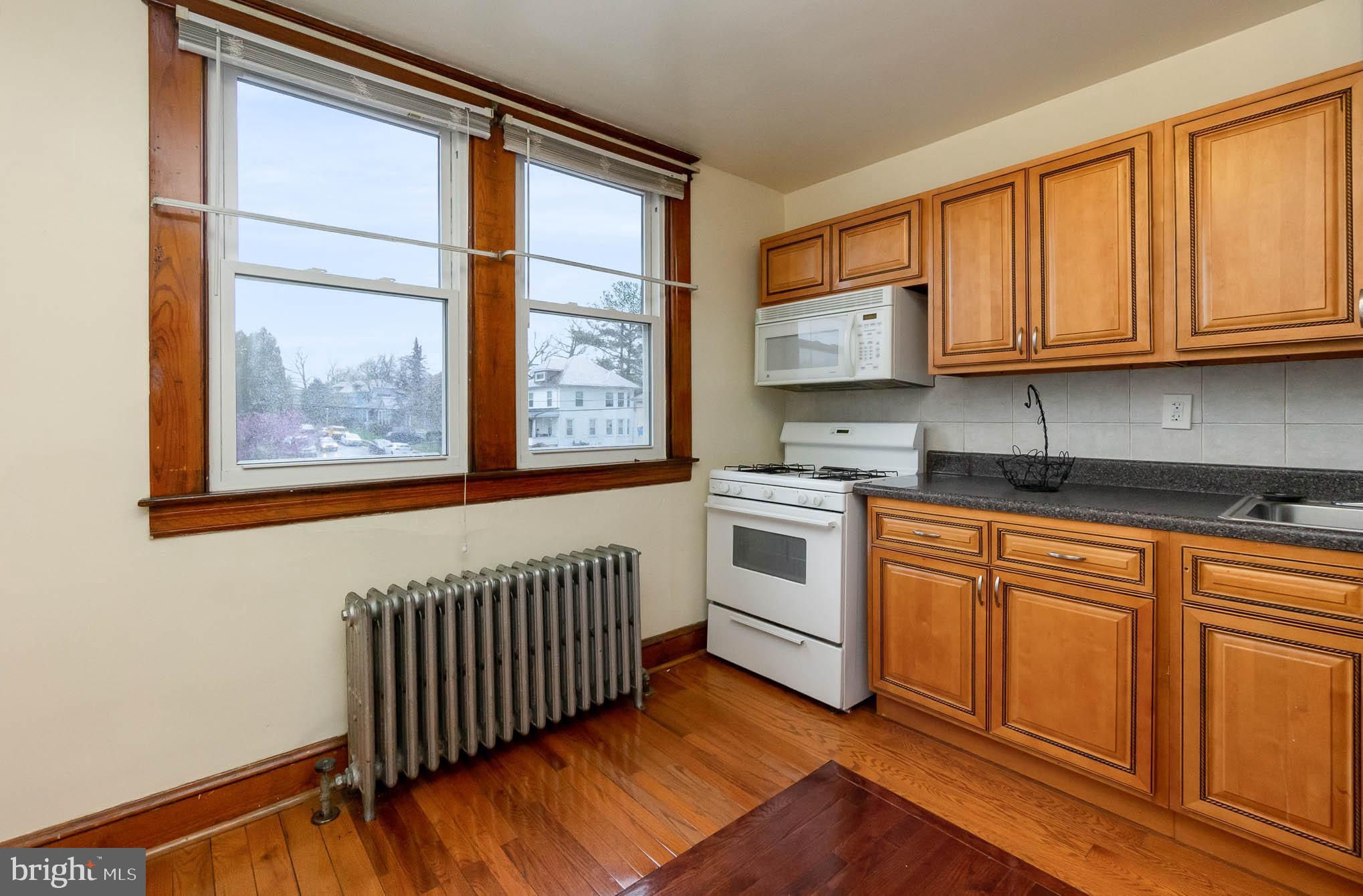 HAMILTON HEIGHTS - Residential Income