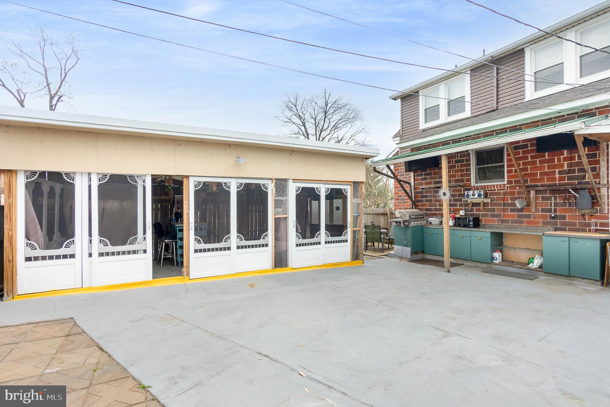 HAMILTON HEIGHTS - Residential Income