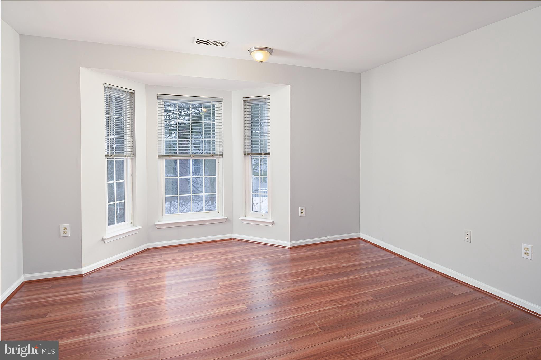 SILVERBROOK FARMS - Residential