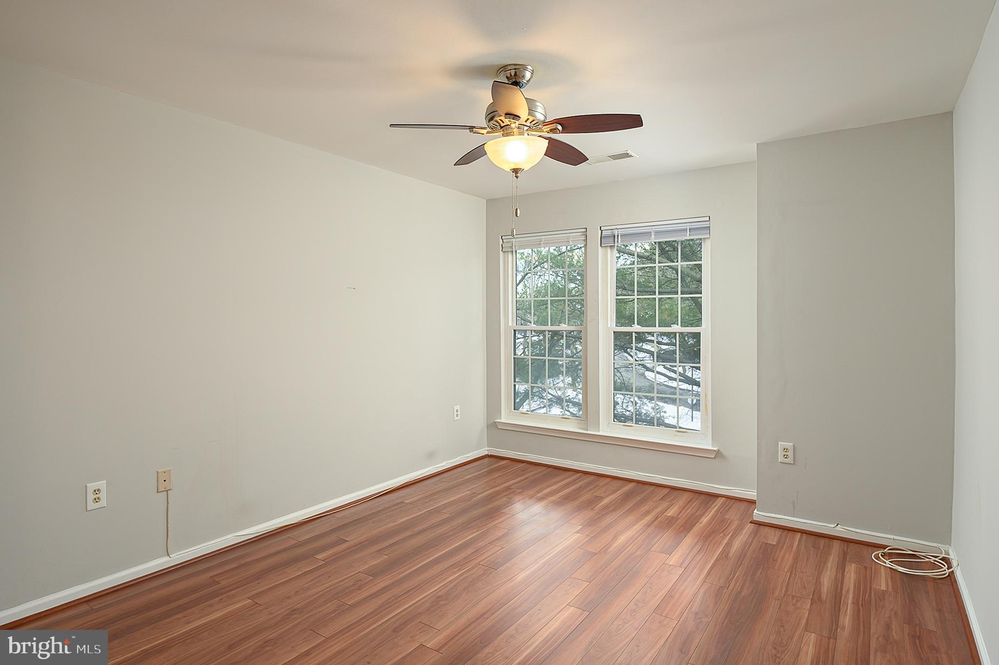 SILVERBROOK FARMS - Residential