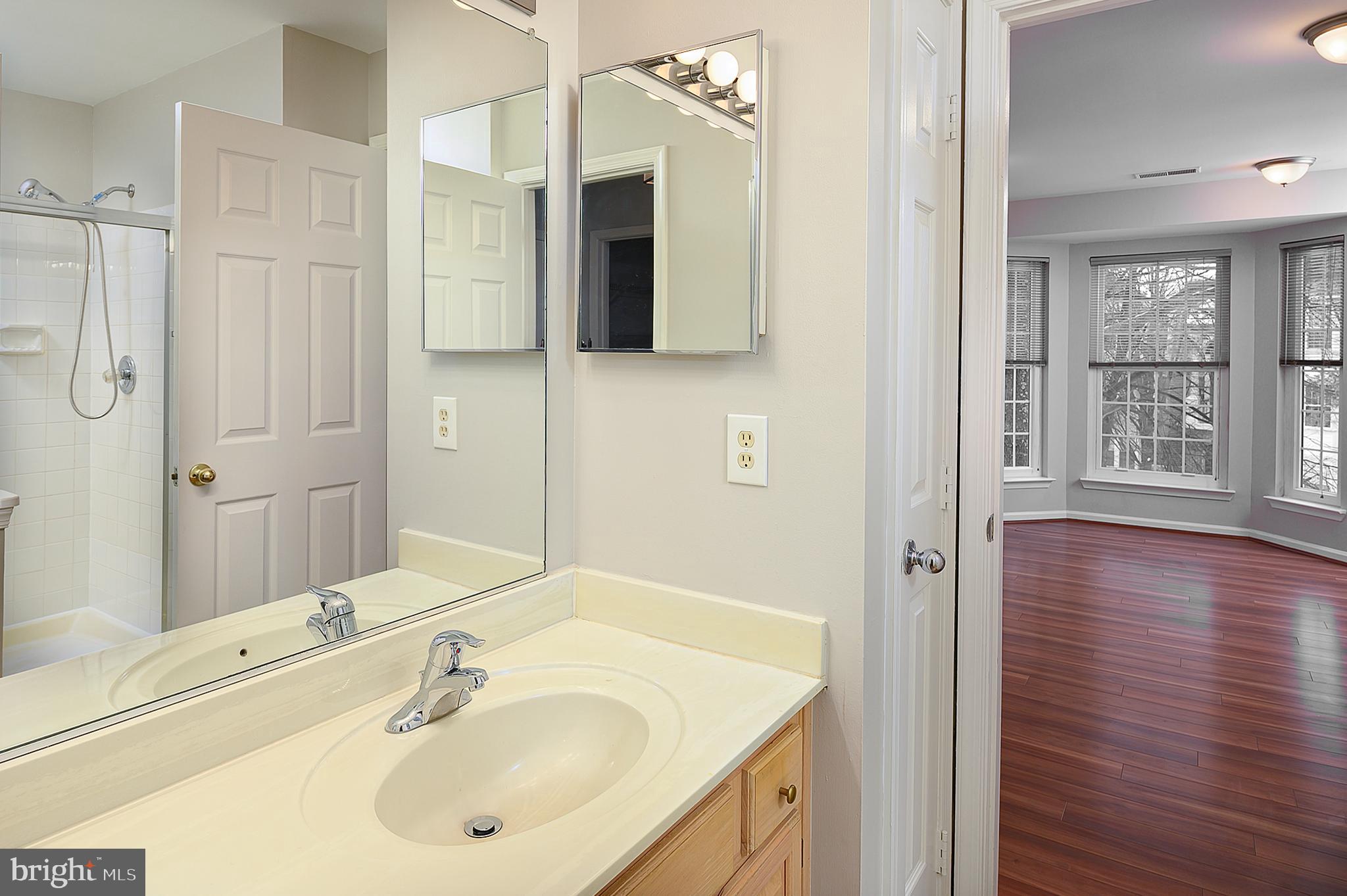 SILVERBROOK FARMS - Residential