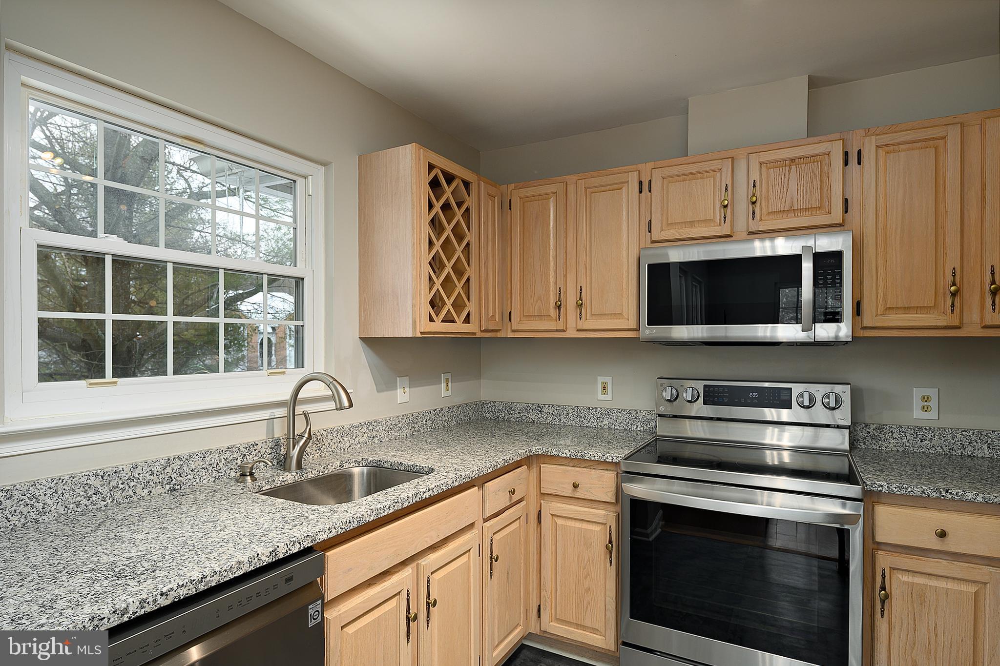 SILVERBROOK FARMS - Residential