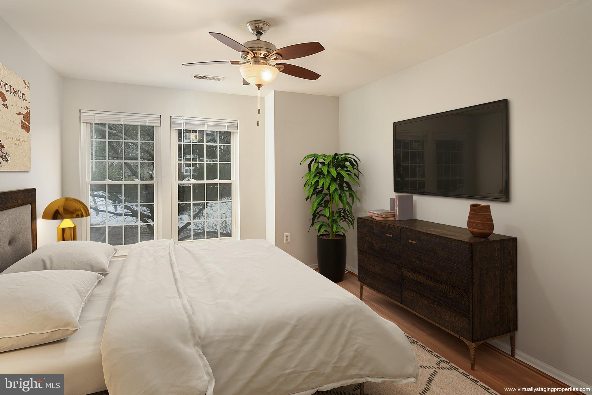 SILVERBROOK FARMS - Residential