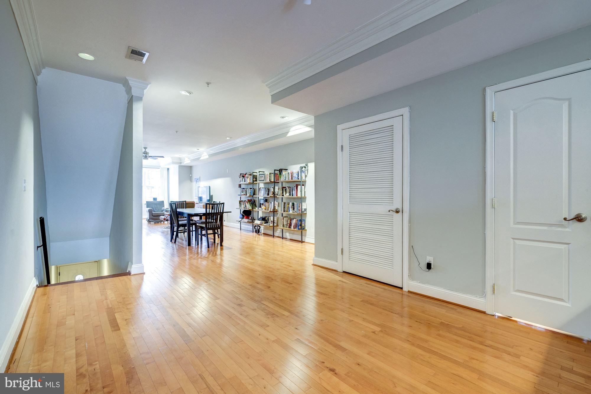 1730 1ST STREET NW 2