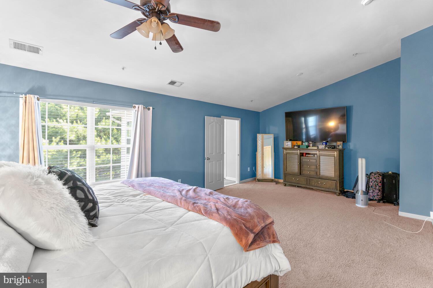 BARNSLEY MANOR ESTATES - Residential Lease