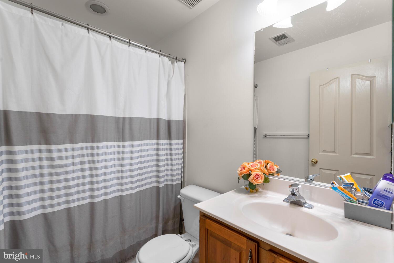 BARNSLEY MANOR ESTATES - Residential Lease