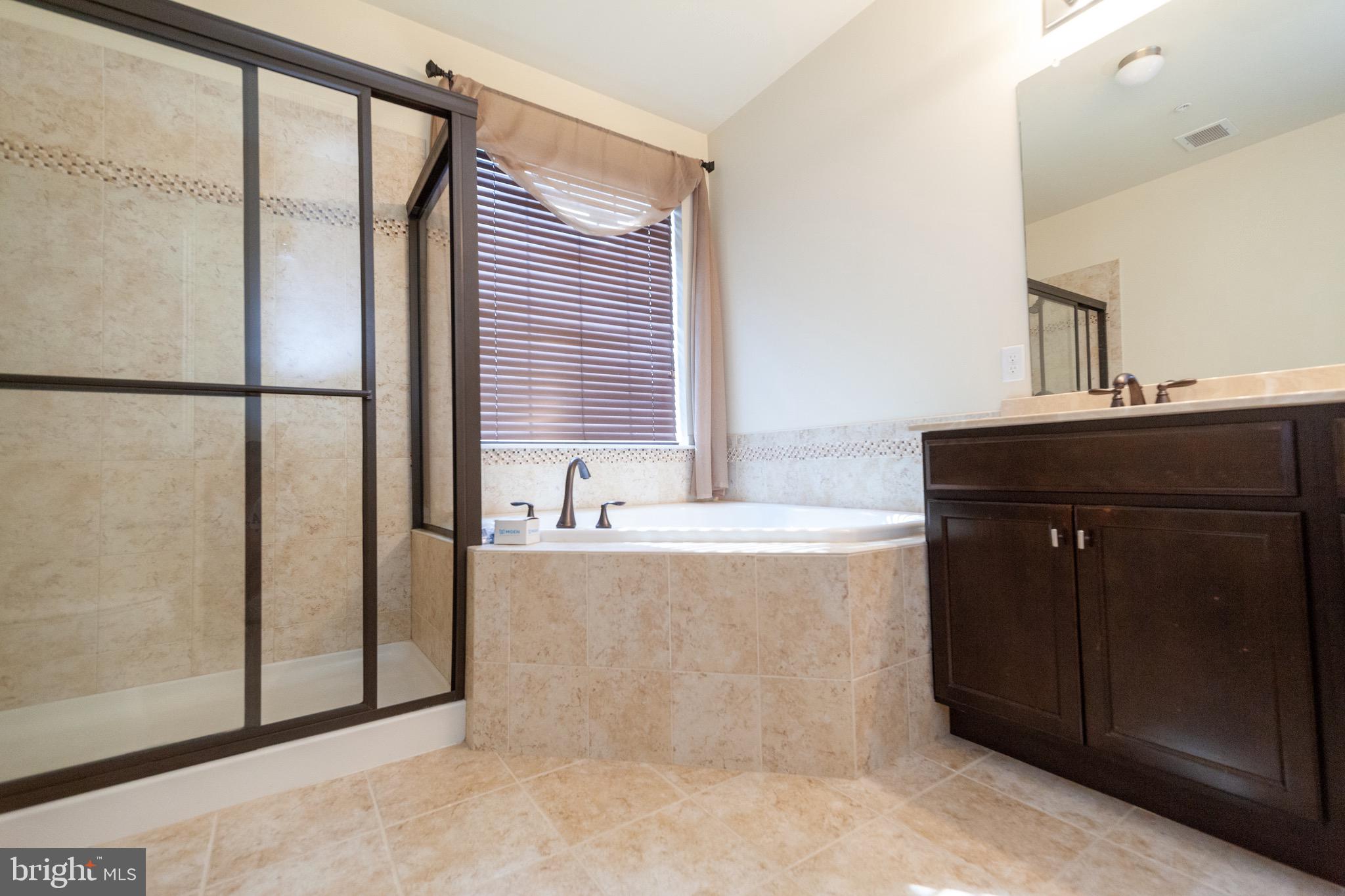 PARKPLACEATGRDNSTPRK - Residential