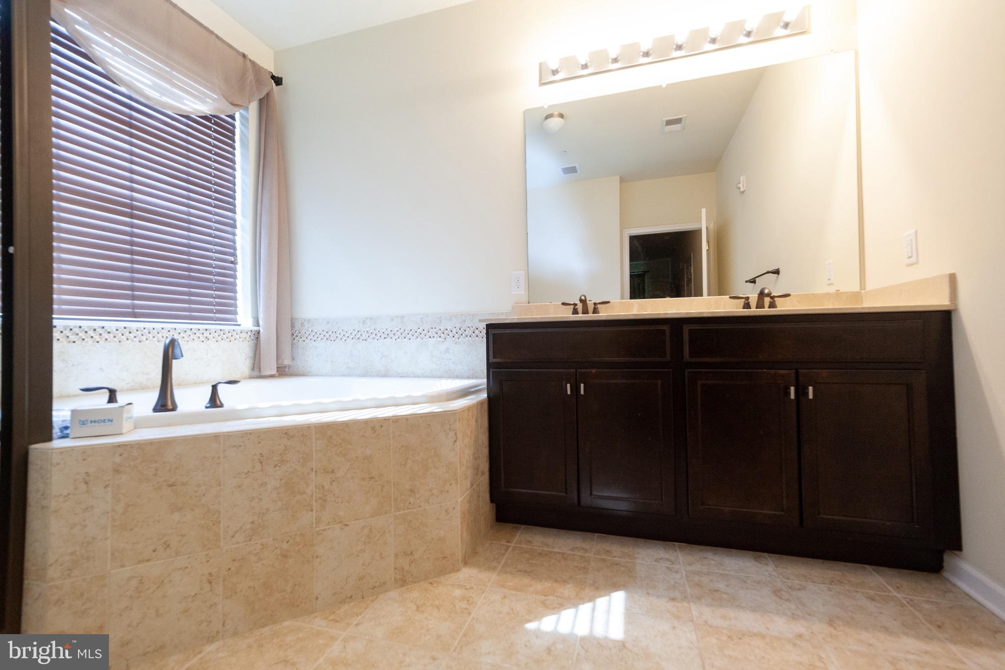 PARKPLACEATGRDNSTPRK - Residential