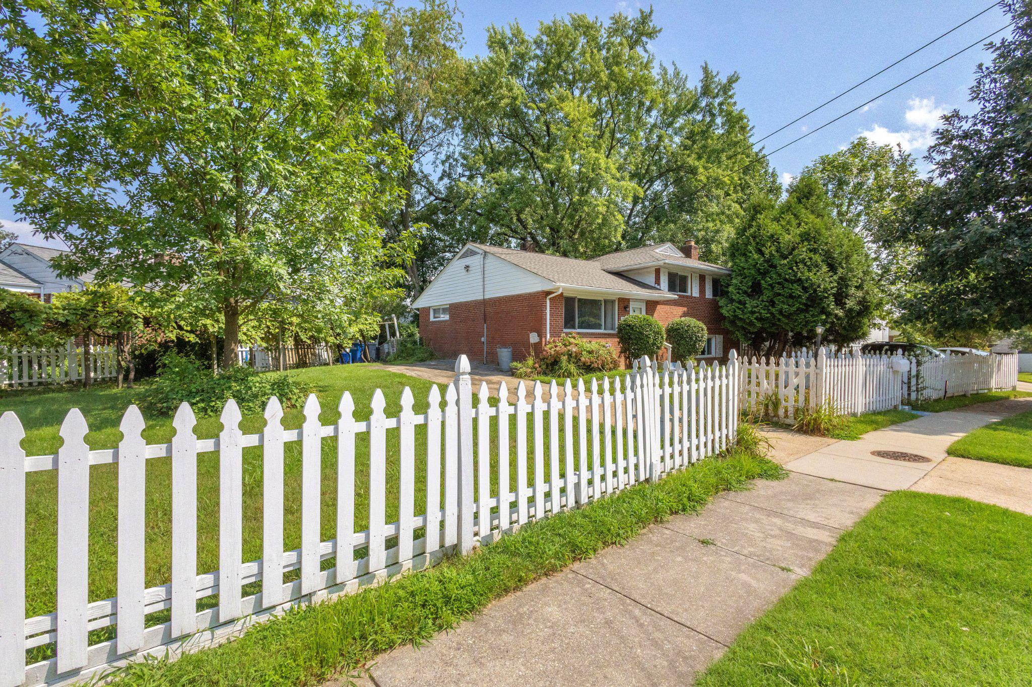 10313 CONOVER DRIVE