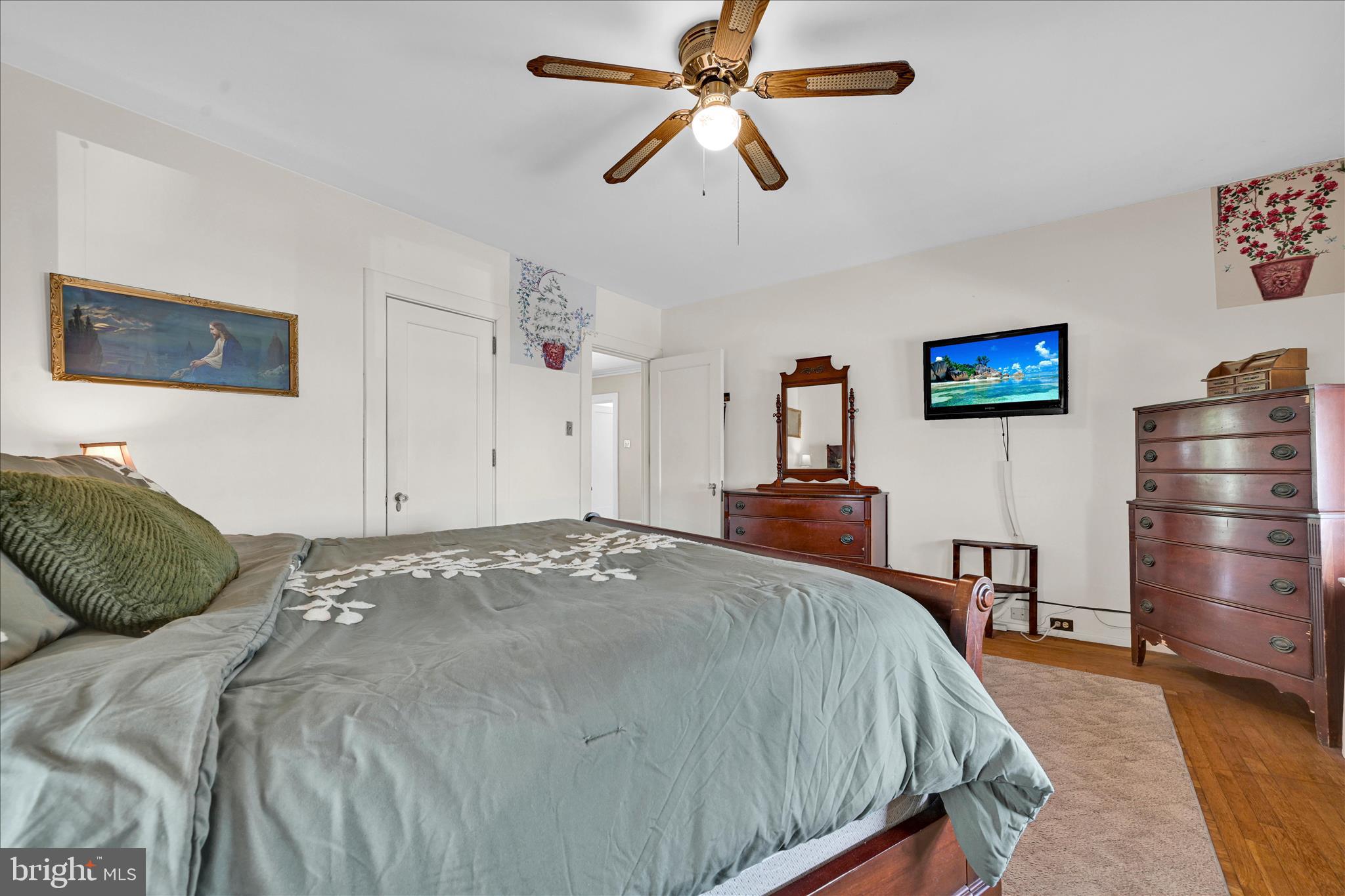 MAHANTONGO STREET - Residential