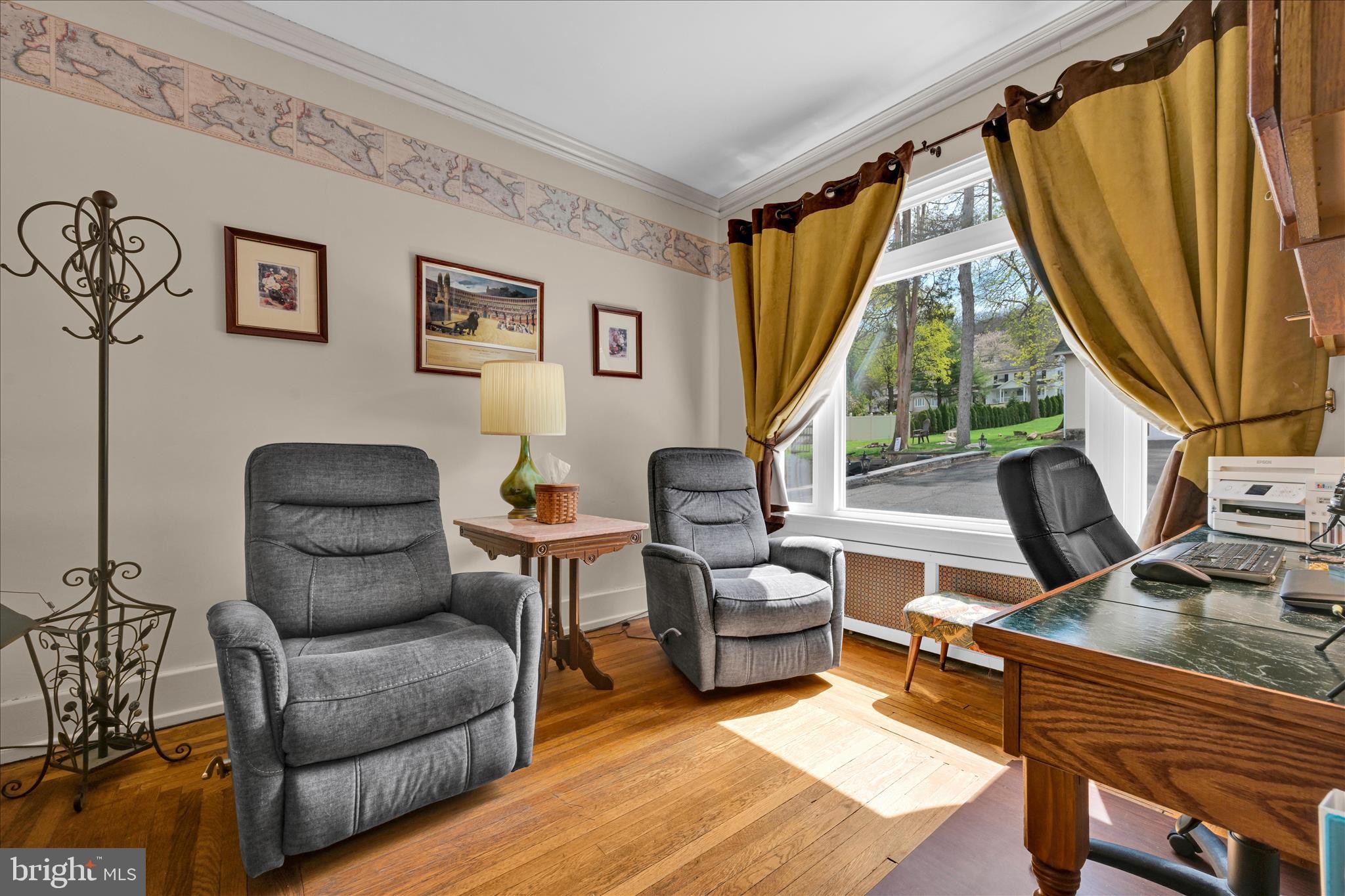 MAHANTONGO STREET - Residential