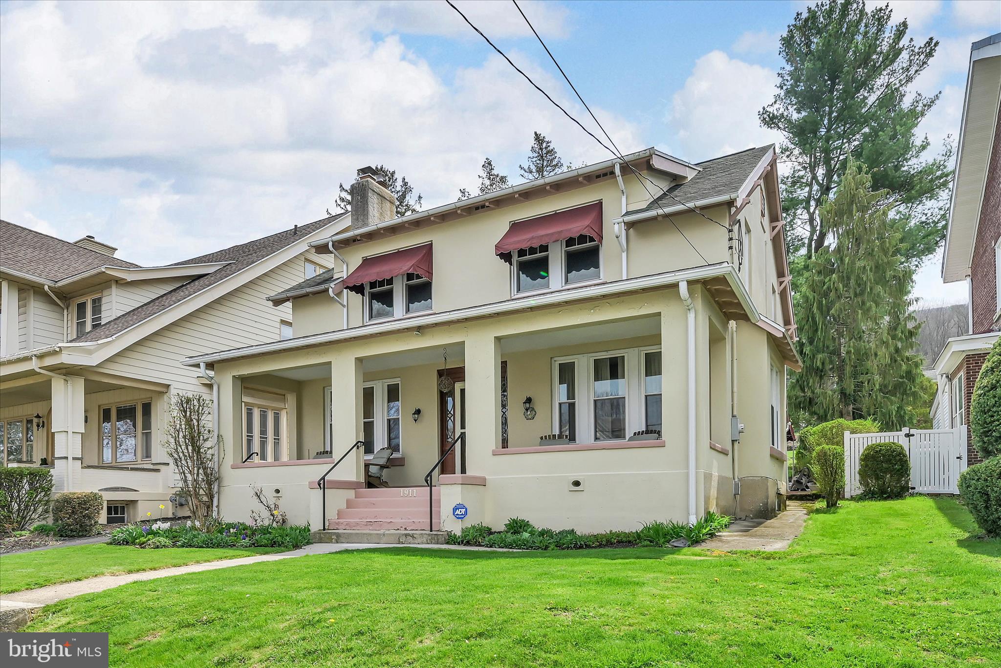 1911 MAHANTONGO STREET