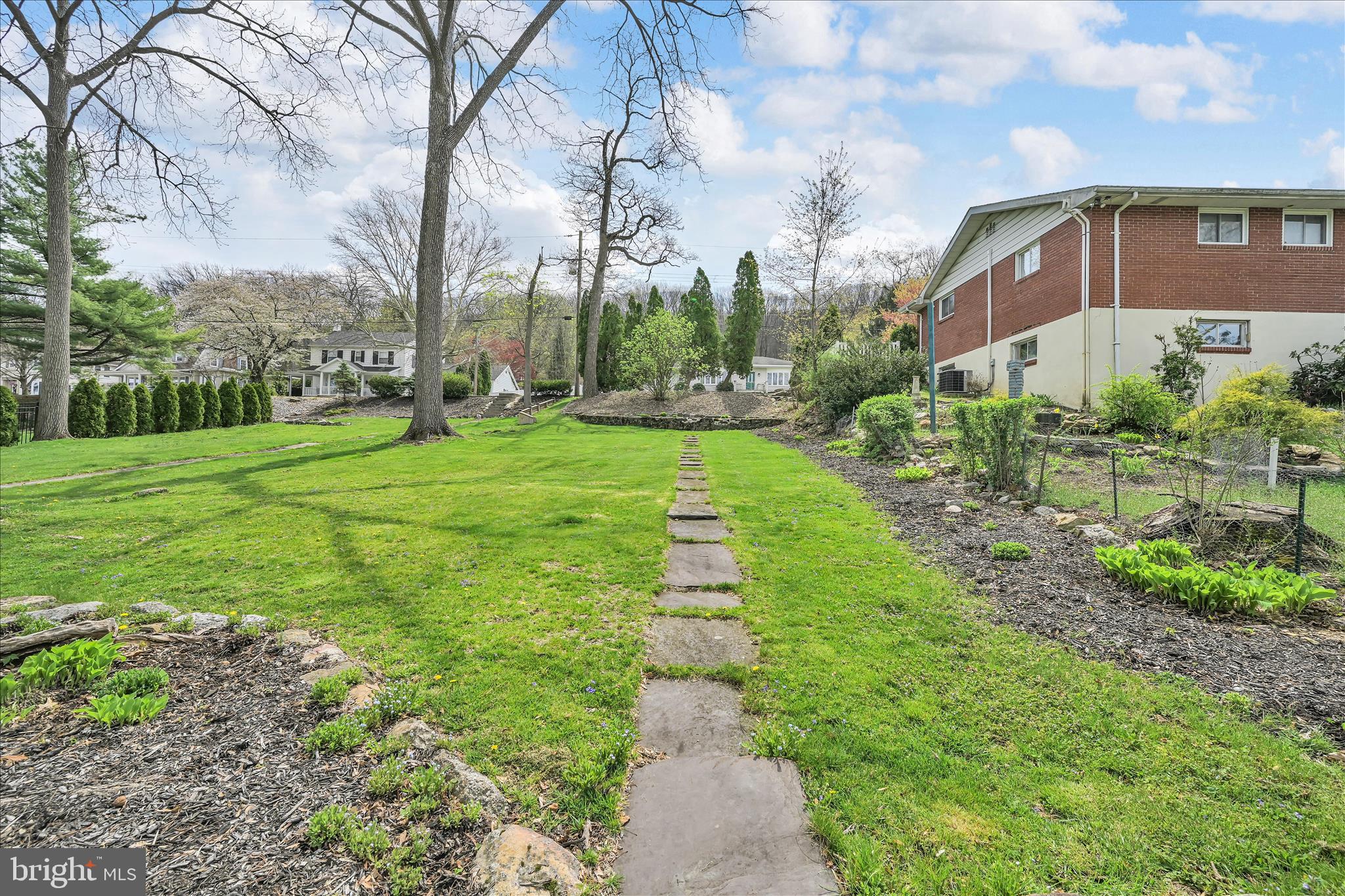 MAHANTONGO STREET - Residential