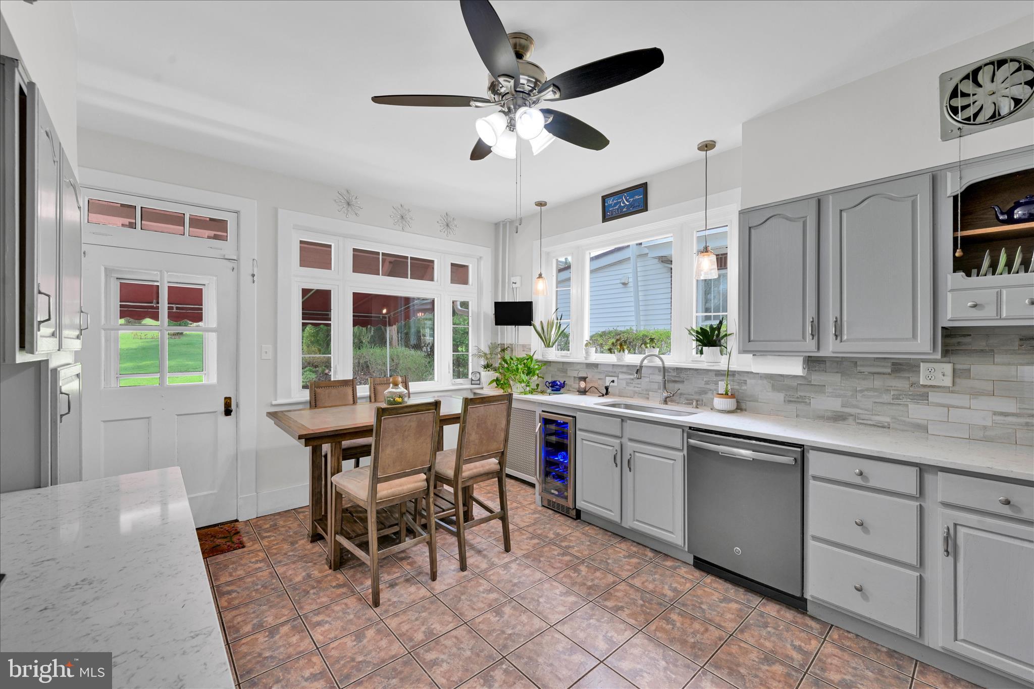 MAHANTONGO STREET - Residential