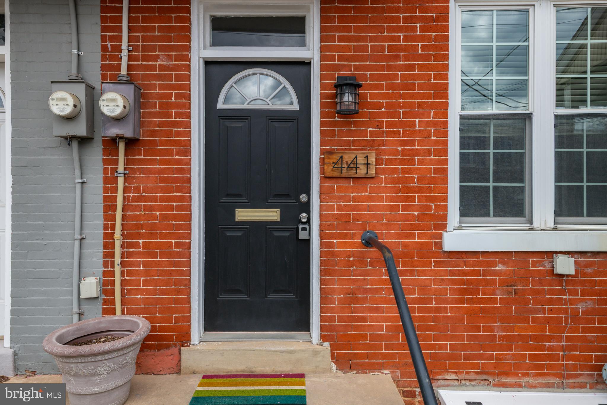 CHESTNUT HILL - Residential