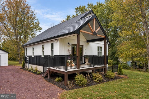Photo of 212 Pine Ford Road, POTTSTOWN, PA 19464 (MLS # PAMC2194628)