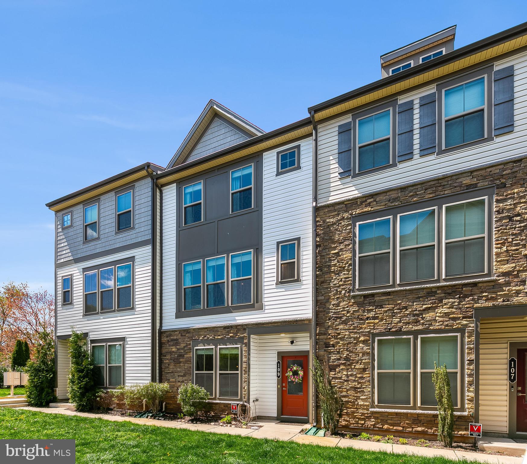109 TOLOCKA TERRACE NE