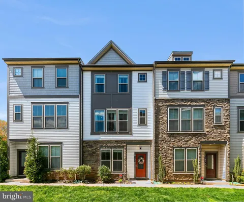 109 Tolocka Terrace NE, Leesburg, VA 20176 - MLS#: VALO2094248