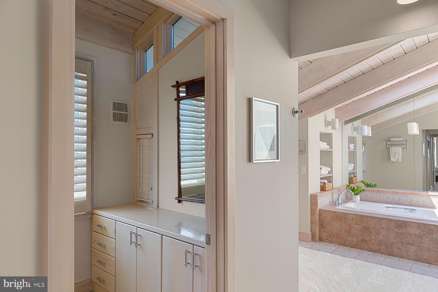 CURVES - Residential