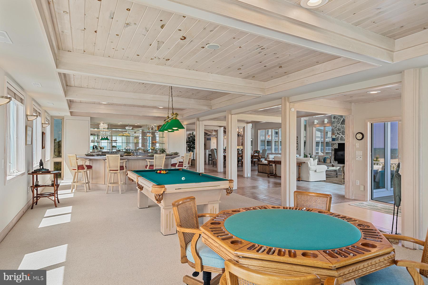 CURVES - Residential