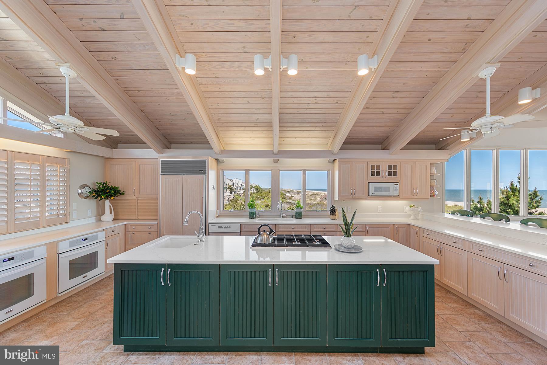 CURVES - Residential