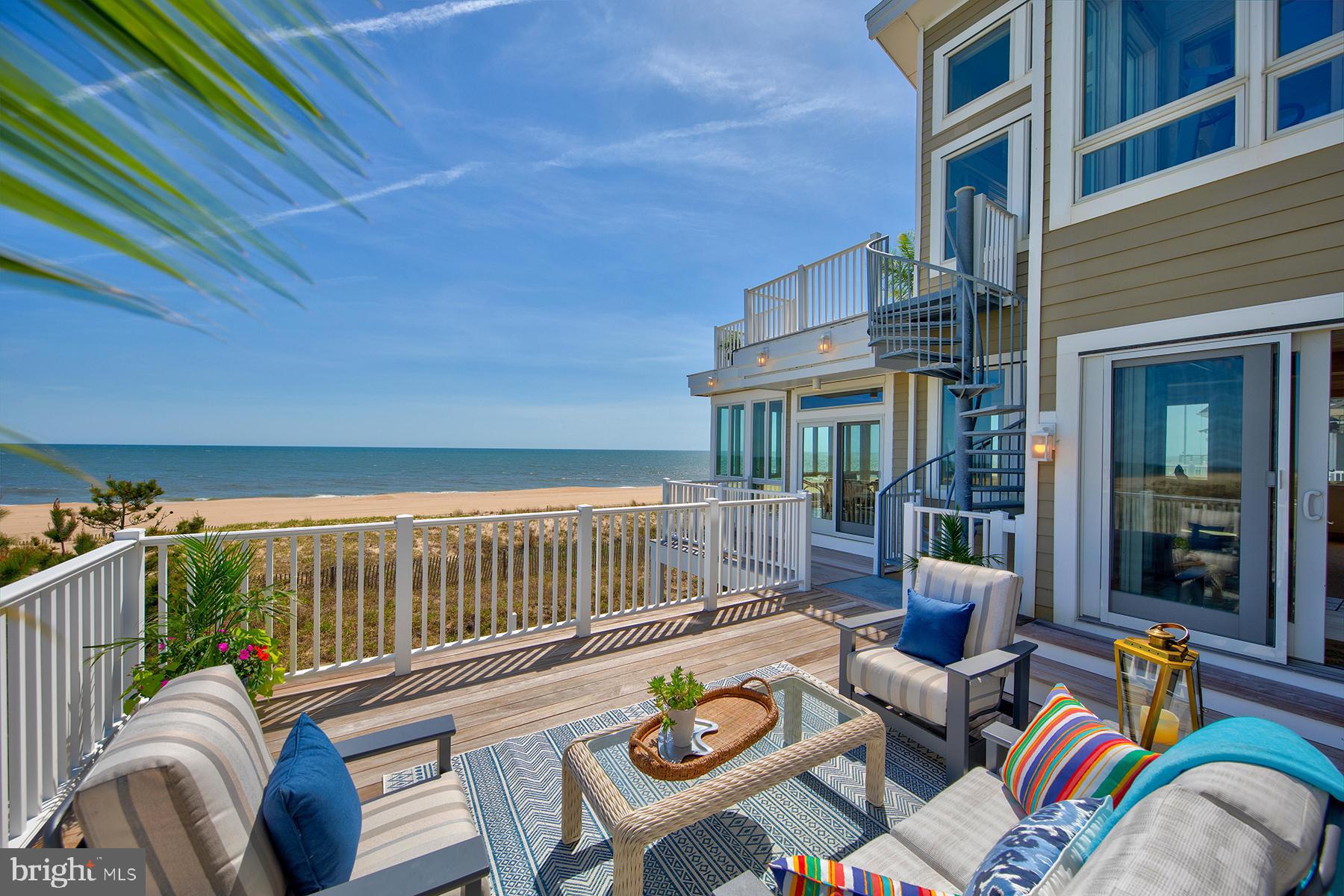 CURVES - Residential