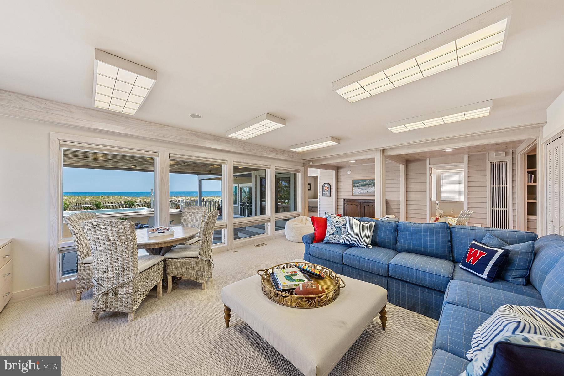 CURVES - Residential