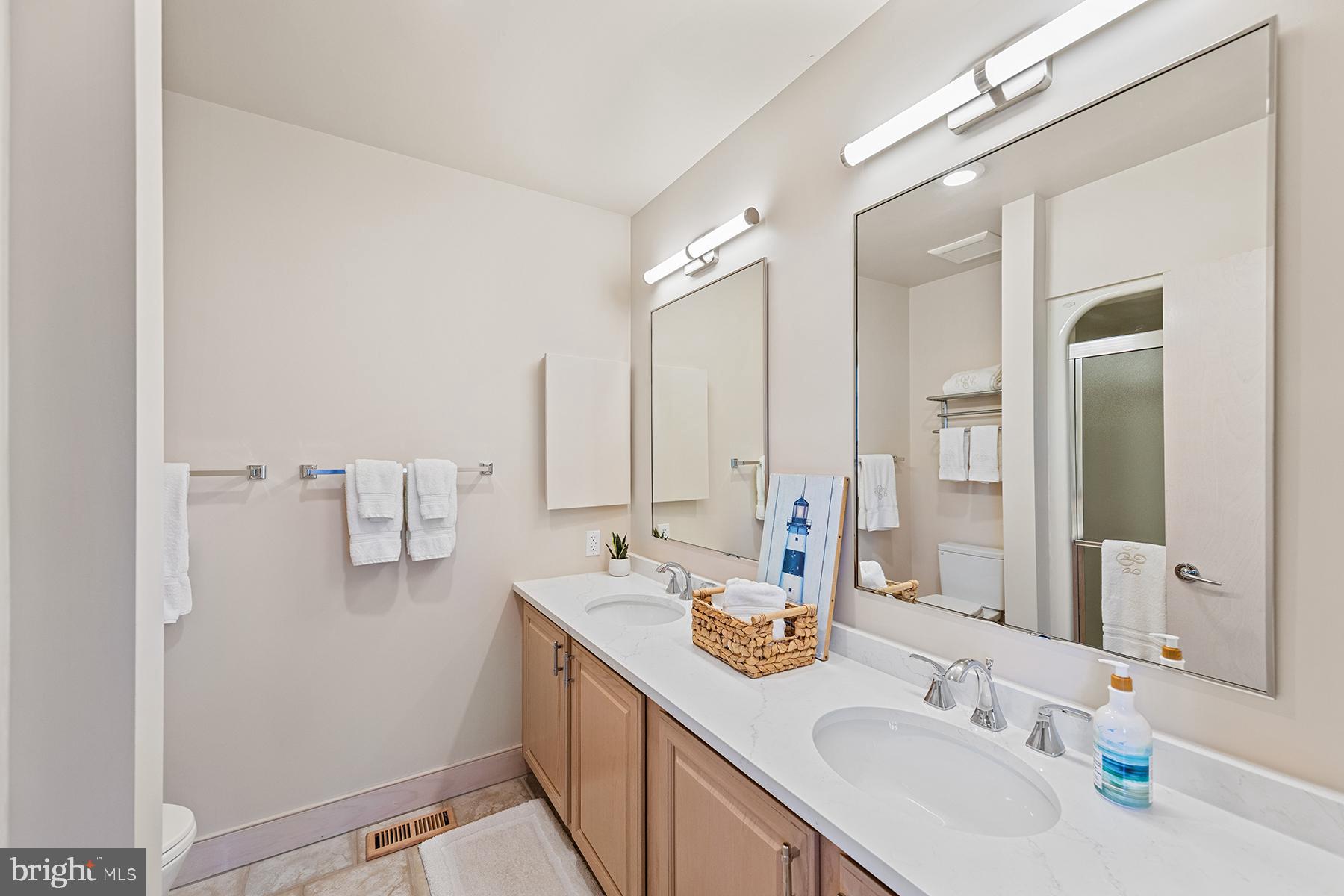 CURVES - Residential