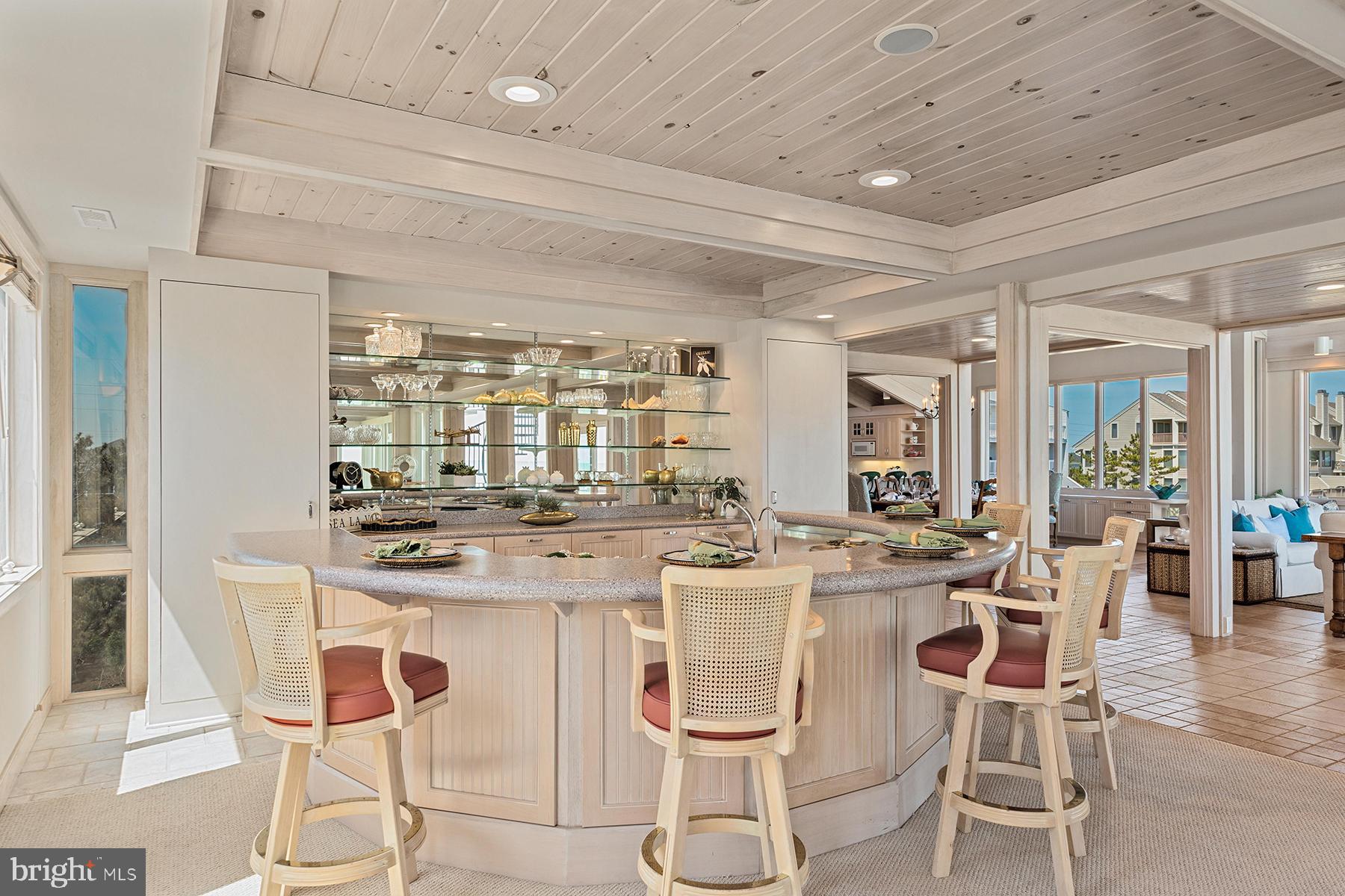 CURVES - Residential