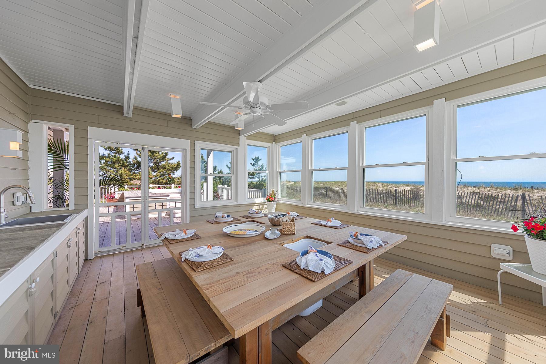 CURVES - Residential