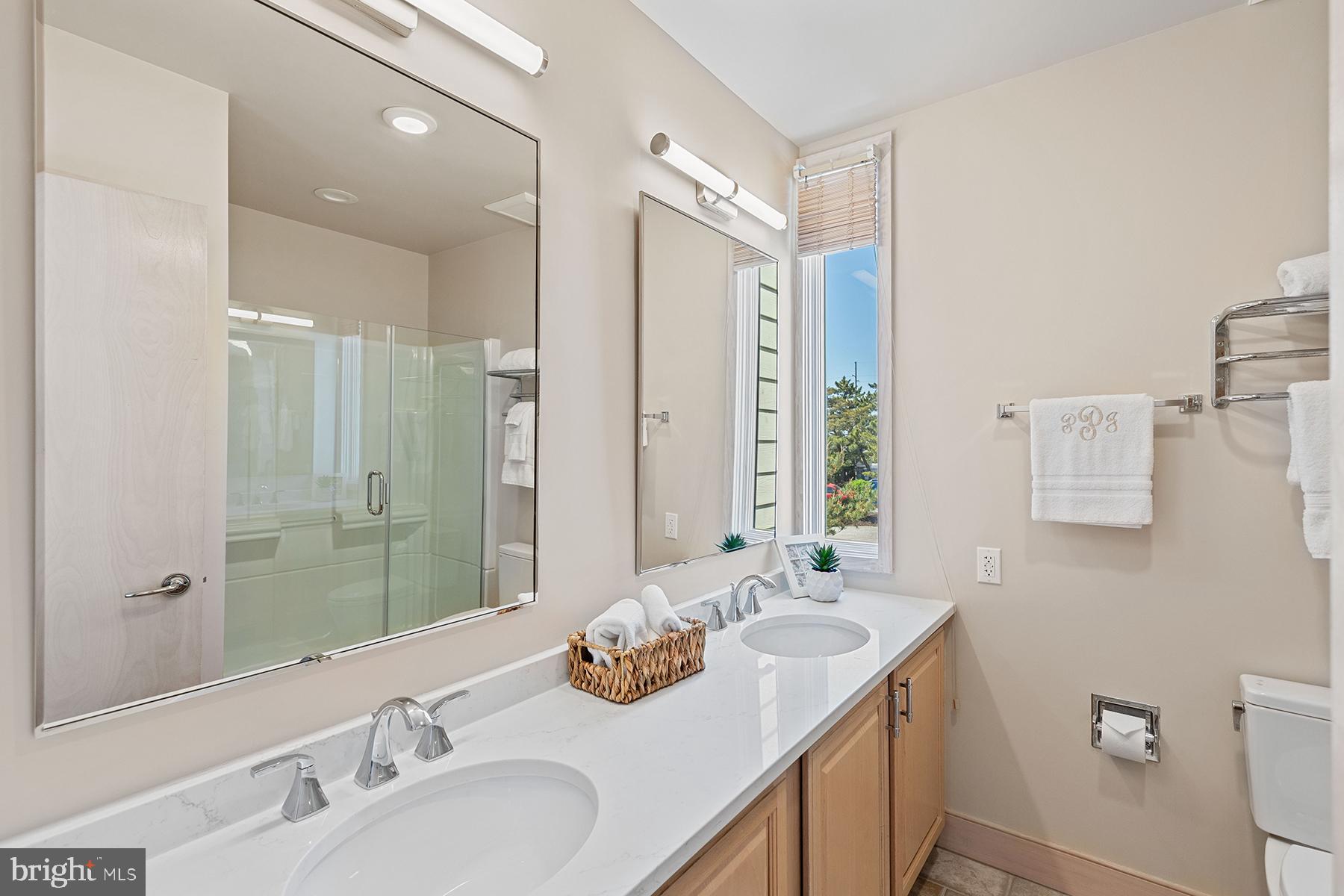 CURVES - Residential