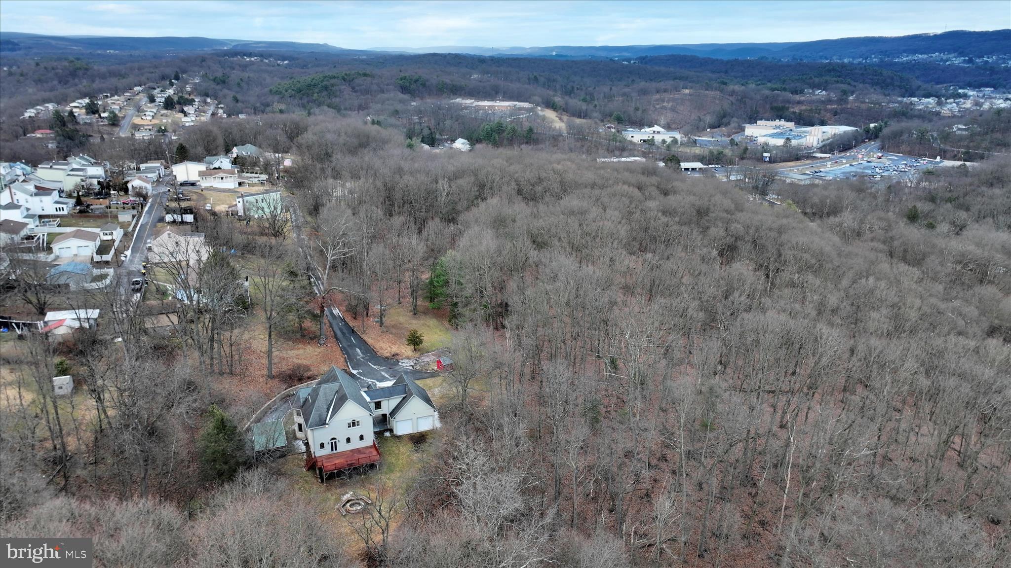 520 BLACKWOOD STREET