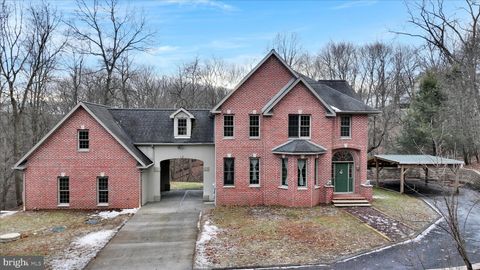 520 BLACKWOOD STREET MINERSVILLE PA 17954