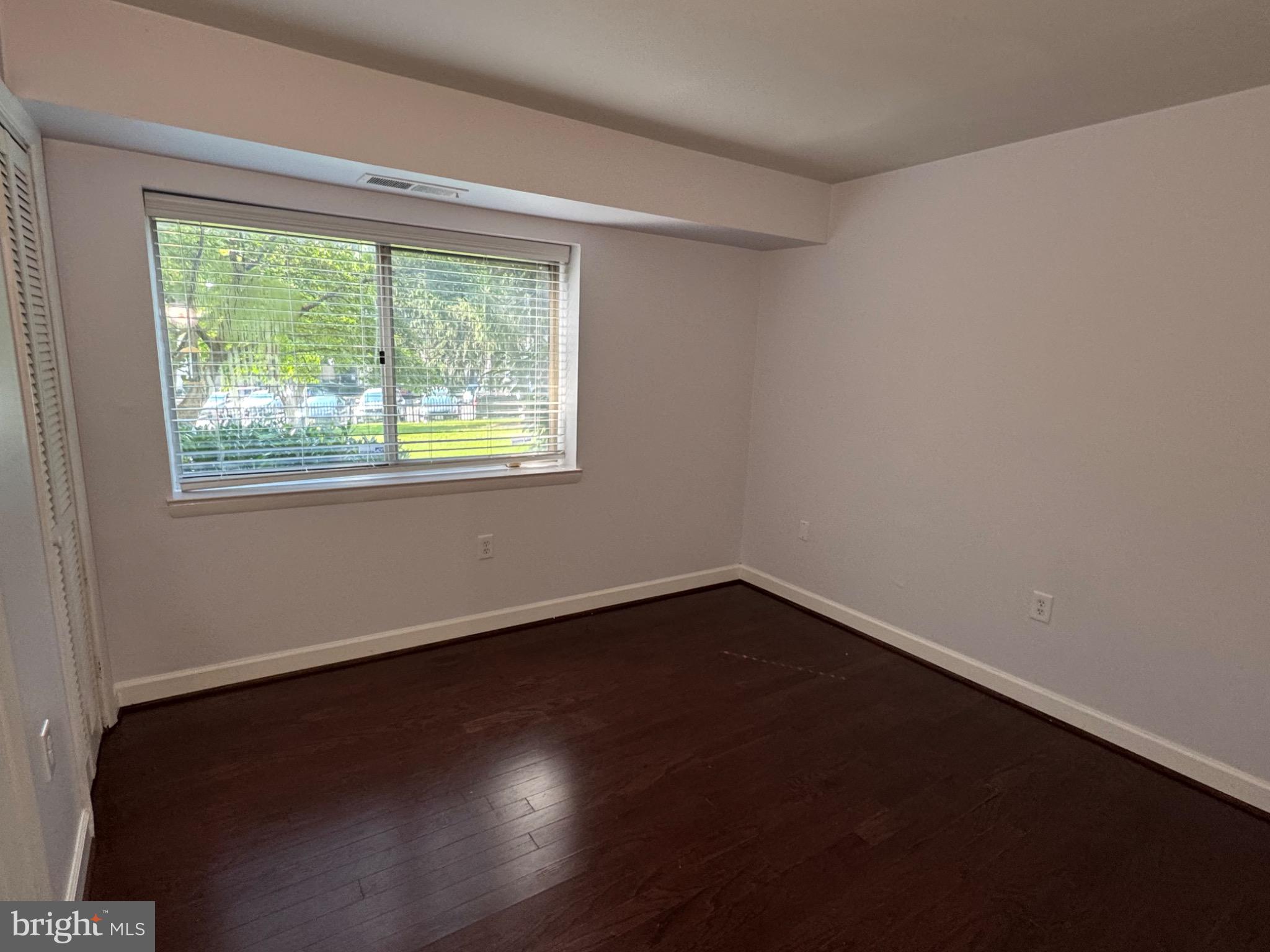 BETHESDA PARK - Residential Lease