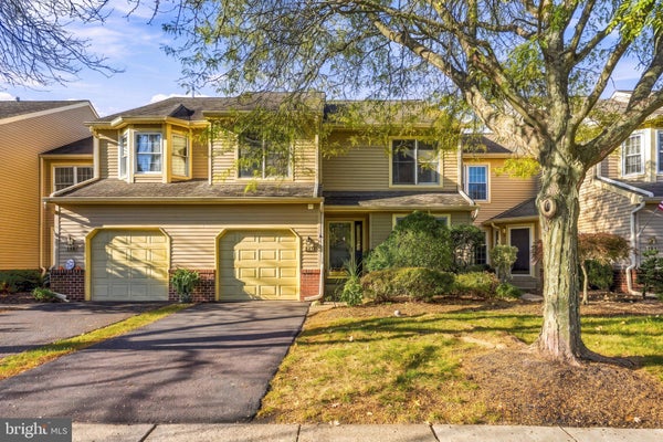 151 PINECREST LN, LANSDALE, PA 19446 - Image a6843206cc6d8b9977f55152a6c8d8fb/2901408183