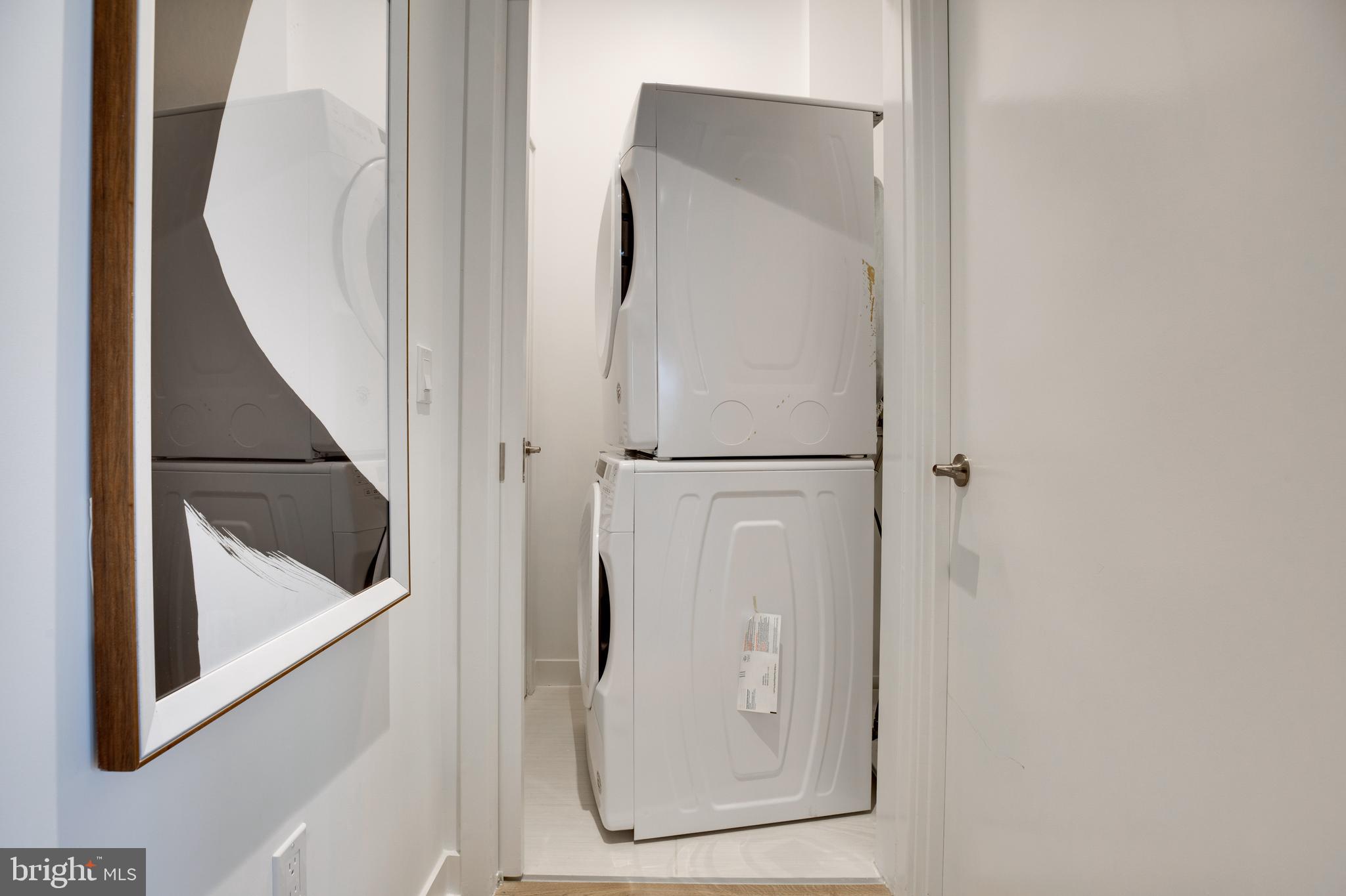 TYSONS CORNER - Residential