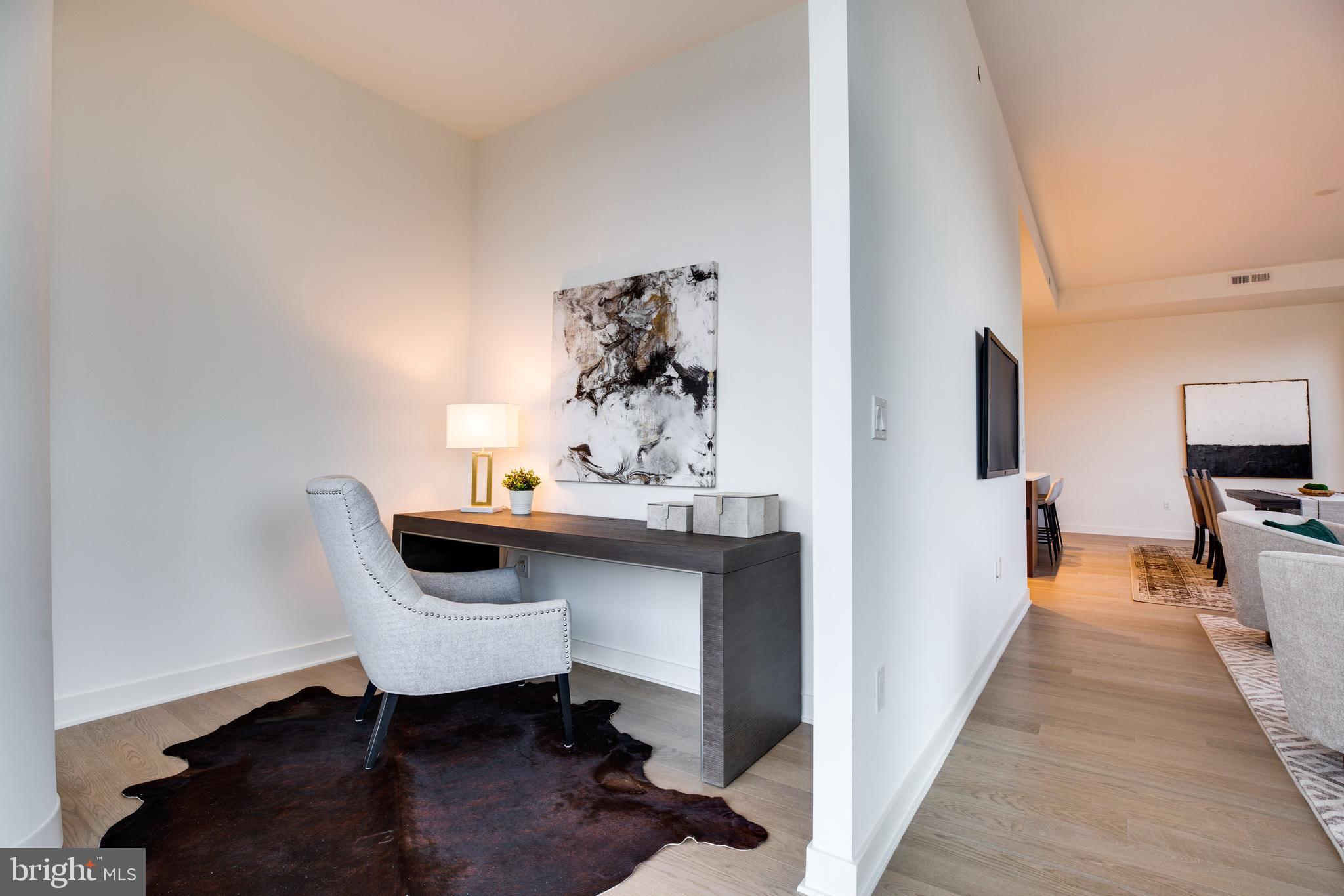 TYSONS CORNER - Residential