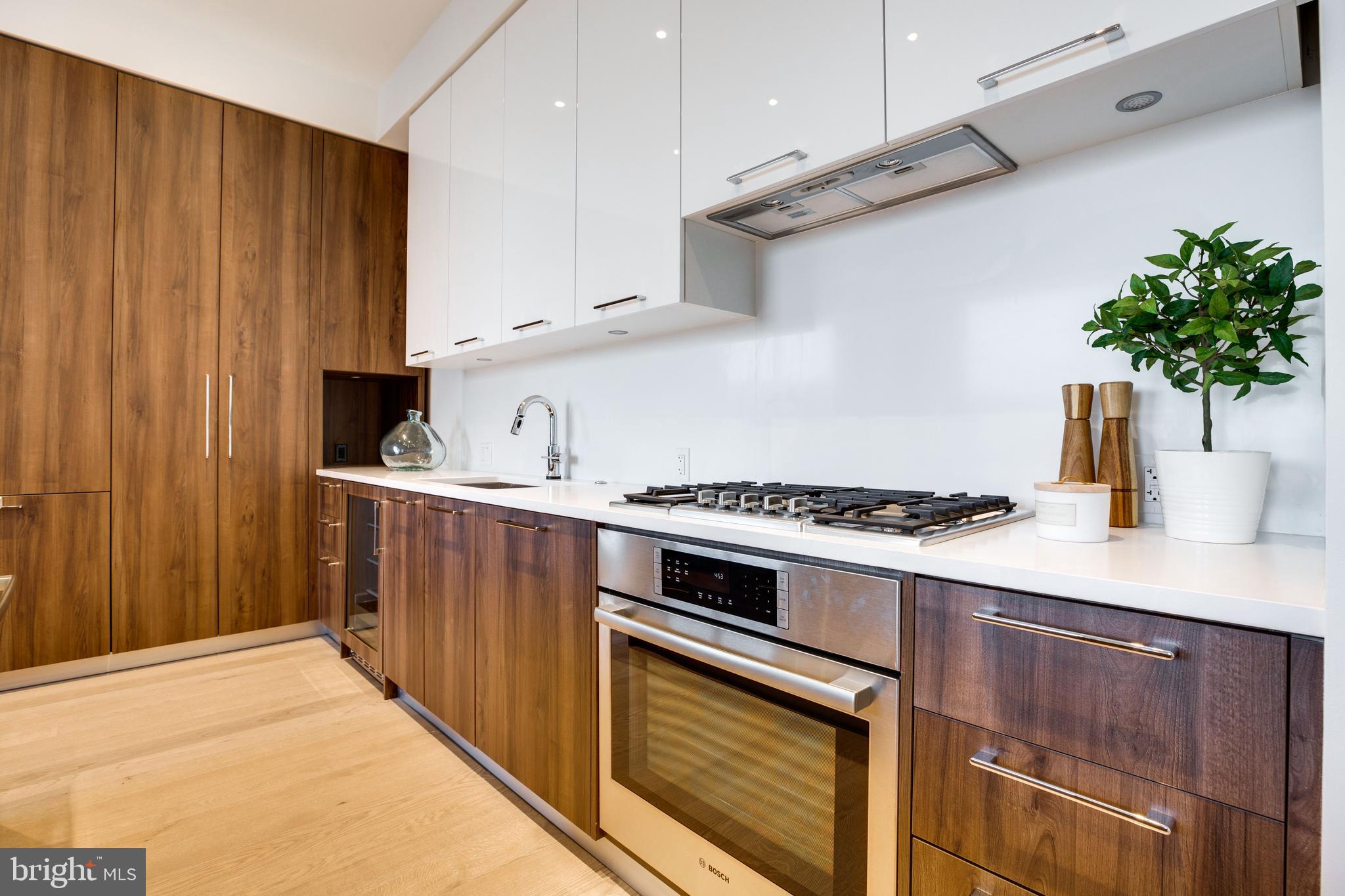 TYSONS CORNER - Residential